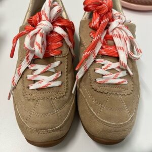 Dolce Vita Tan sneakers